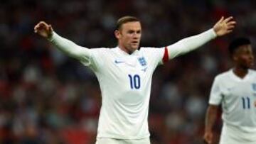 Inglaterra bate a Noruega con un gol de penalti de Rooney