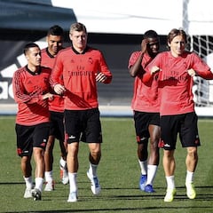 El Madrid se entrena pensando únicamente en la victoria