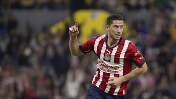 Chivas le abre las puertas a Santiago Ormeño