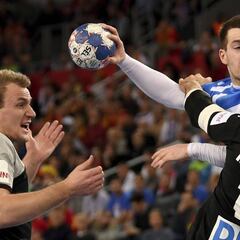 Alemania dejó a Roscheck sin boda y le echa tras dos partidos