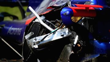 El Toro Rosso de Carlos Sainz tras el accidente en Canadá.