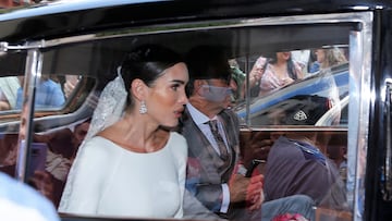 Marta López Álamo llega a la Basílica de San Miguel para darse el "si quiero" con Kiko Matamoros a 02 de Junio de 2023 en Madrid (España).
MARTA LÓPEZ ÁLAMO;KIKO MATAMOROS;BODA;FAMOSOS;TELEVISIÓN;
Javier Ramírez / Europa Press
02/06/2023