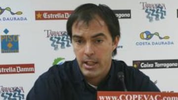 <b>DE VUELTA. </b>José Sicart, en una conferencia de prensa durante su primera etapa en el Nàstic.