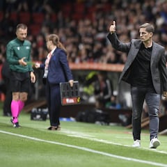 Robert Moreno enfila hacia su renovación