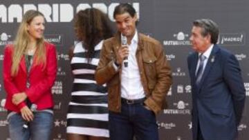 Victoria Azarenka, Serena Williams, Rafa Nadal y Manolo Santana durante el acto de presentaci&oacute;n del torneo celebrado en la Caja M&aacute;gica.