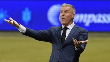 El t&eacute;cnico estadounidense acept&oacute; su responsabilidad, luego de que Sporting Kansas City quedara eliminado de la Leagues Cup, al ser goleado en casa por Le&oacute;n.