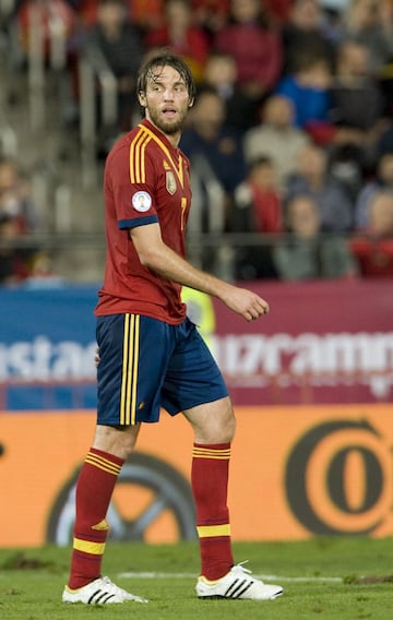 Michu fue titular el día de su estreno con la selección española absoluta el 6 de octubre de 2013 y lo hizo de la mano de Vicente del Bosque. Disputó 57 minutos ante Bielorrusia como delantero centro hasta que dejó el puesto a Álvaro Negredo.