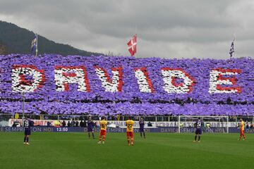 El sobrecogedor homenaje de la afición de la Fiorentina a Astori