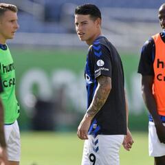 James, "con ganas y sueños" de brillar en la temporada