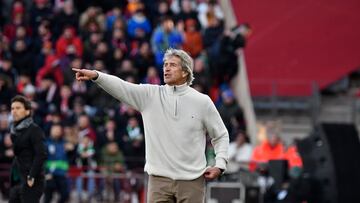 Pellegrini, ante el Almería.