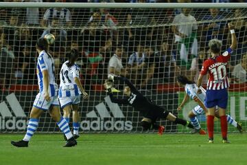 Nahikari adelant¨® a la Real Sociedad. 1-2.