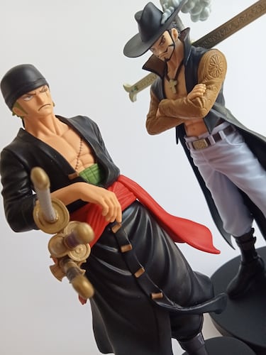 ‘One Piece’ y el desgarrador enfrentamiento entre Zoro y Mihawk en dos magníficas figuras Banpresto