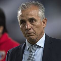 Sergio Bueno encabeza proyecto de Loros de Colima