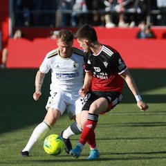 El Mirandés se lleva el derbi ante el Burgos con remontada incluida