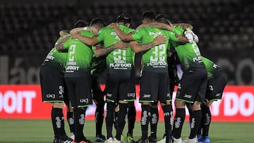Jugadores de FC Juárez antes de un partido
