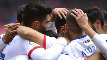Resumen y goles del Numancia 1-2 Rayo Majadahonda: Iza, de penalti, y Aitor García, tras una buena contra, dieron su segundo triunfo como visitante al equipo majariego.