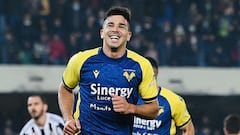 Giovanni Simeone celebra un gol con el Hellas Verona.