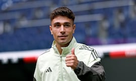 Los laterales de Arbeloa, al rescate de Xabi ante las bajas de Carvajal y Trent