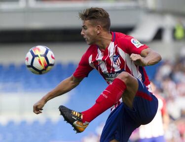 Lucas impresses at left back for Atleti in Theo's absence