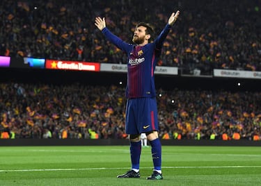 Messi celebra un gol con el Barça.