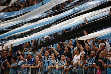 Soccer Football - Copa Libertadores - Group E - Gremio v Internacional - Arena do Gremio, Porto Alegre, Brazil - March 12, 2020 Gremio fans inside the stadium before the match REUTERS/Diego Vara