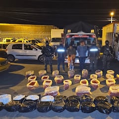 Policía ecuatoriana incautó material explosivo que iba a ser usado en atentados en Colombia