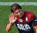 Conte deja fuera a Balotelli