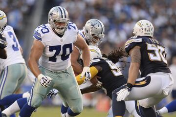 Zack Martin es una pieza fundamental en la que es la mejor OL de la NFL. Con él Zeke Eliiot siempre encuentra una puerta abierta por la que pasar.