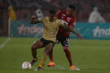 Medellín y Águilas Doradas abrieron la cuarta fecha de los cuadrangulares de Liga BetPlay, partido que estuvo detenido casi una hora por lluvia.