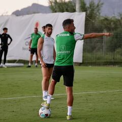 El Al-Arabi pone a prueba la evolución del equipo de Ania