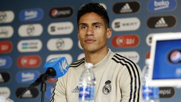 Varane, sobre las bajas de Bale y Benzema: "No hay excusas"
