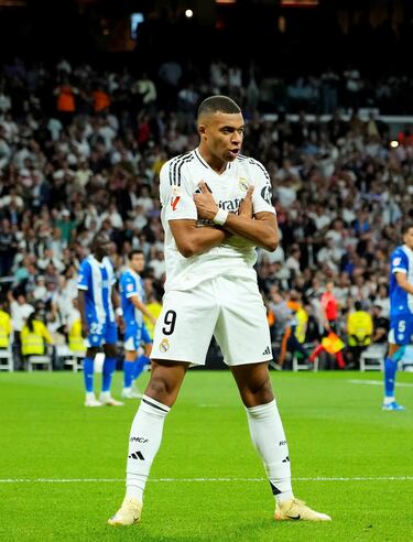 2-0. Kylian festeja el segundo tanto.