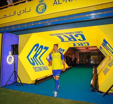 Cristiano Ronaldo se presenta por primera vez ante 25.000 espectadores del Al Nassr