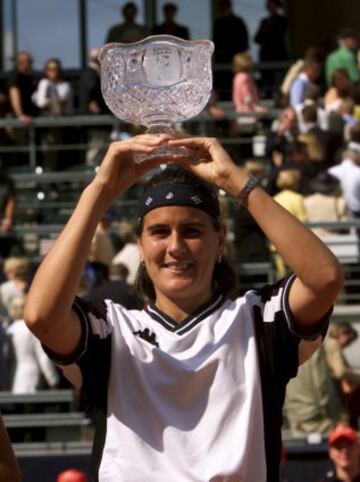 En 1998 venció en la final del Torneo de Berlín a la francesa Amelie Mauresmo