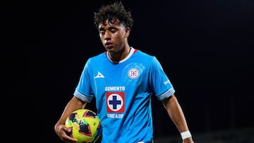 Amaury Morales of Cruz Azul during the 1st round match between Cruz Azul and Atlas as part of the Liga BBVA MX, Torneo Apertura 2024 at Olimpico Universitario Stadium on January 11, 2024 in Mexico City, Mexico.