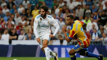 Rub&eacute;n Vezo frente a Isco Alarc&oacute;n.