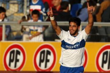 Fútbol, Universidad Católica v Palestino.
Décima fecha, campeonato de Apertura 2015.
El jugador de Universidad Católica, Stefano Magnasco, celebra su gol contra Palestino  durante el partido de primera división disputado en el estadio San Carlos de Apoqui