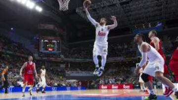 Andres Nocioni, del Real Madrid, ante el CSKA. 