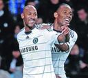 Anelka certifica el primer puesto para el Chelsea
