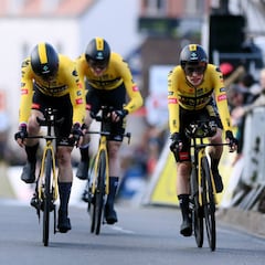 El Jumbo impone su ley en una peculiar crono que deja líder a Cort Nielsen