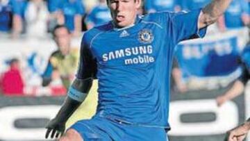 <b>A LA ESPERA. </b>Robben, pendiente de su traspaso al Madrid, jugó su segundo amistoso el martes.