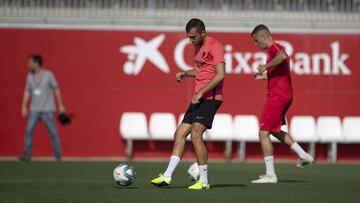 Jord&aacute;n, durante un entrenamiento del Sevilla. 