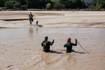 Zona inundada por el río Alberche en Escalona, Toledo, Castilla La-Mancha (España). Dos personas se encuentran desaparecidas desde la madrugada de este lunes después de que se precipitaran de un vehículo a este mismo río, el Alberche a la altura de Aldea del Fresno, en Madrid.