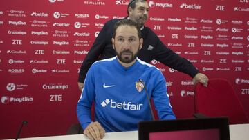 Machín se juega parte de su futuro ante la Real.