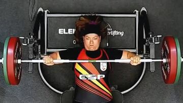 Alcoba gana la plata en los de Europeos de halterofilia