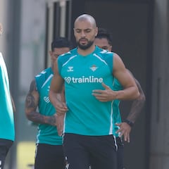 Amrabat preocupa en el Betis