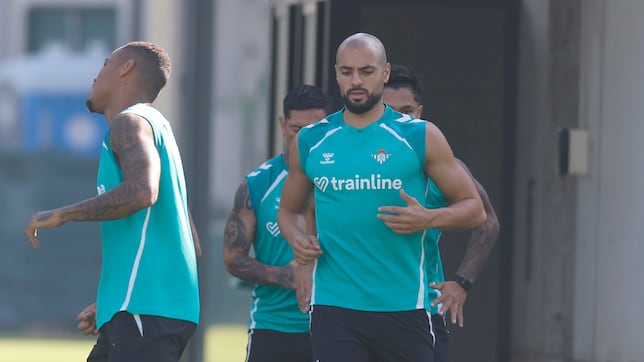 Amrabat, baja ante el Espanyol