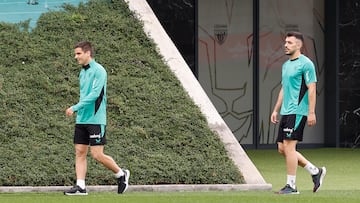 Paredes, citado por De la Fuente, protagonista en una sesión con Jauregizar y sin Guruzeta