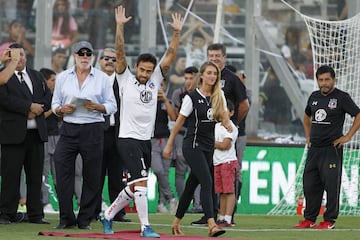 Futbol, Colo Colo vs Alianza de Lima.
Noche alba, partido amistoso.
Presentacin de jugadores de Colo Colo antes del partido contra Alianza de Lima durante la Noche Alba en el estadio Monumental de Santiago, Chile.
14/02/2018
Felipe Zanca/Photosport

Football, Colo Colo vs Alianza de Lima.
Night withe, friendly match.
Presentation of Colo Colo's players before the game against Alianza de Lima at Monumental stadium in Santiago, Chile.
14/02/2018
Felipe Zanca/Photosport