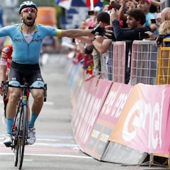 El Movistar anuncia los fichajes de Cataldo y Villella